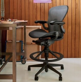 Aeron Stool