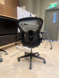 Aeron Onyx Size B - Clearance