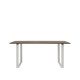 70/70 Table